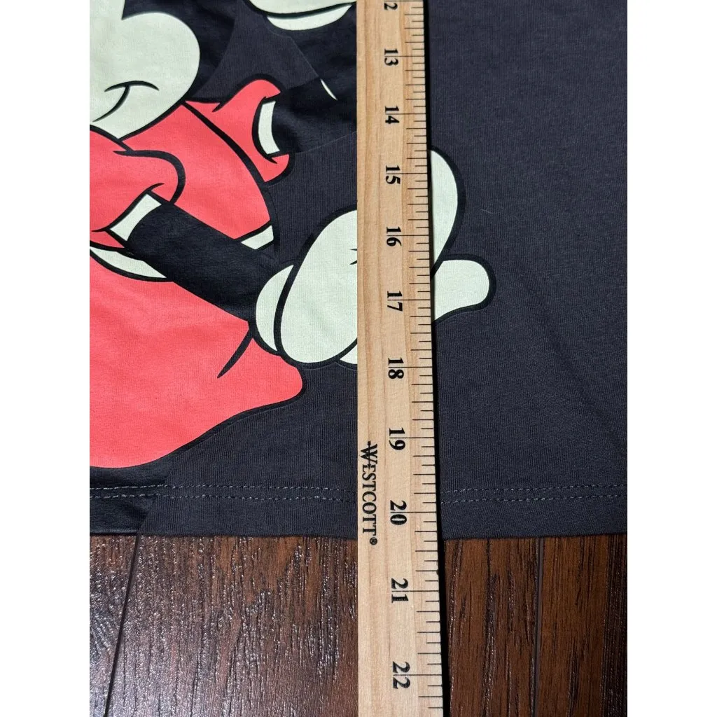 NEW Disney Minnie Mouse Graphic Tee Womens M Grey Asphalt Sleeve Spellout Shirt - Image 8
