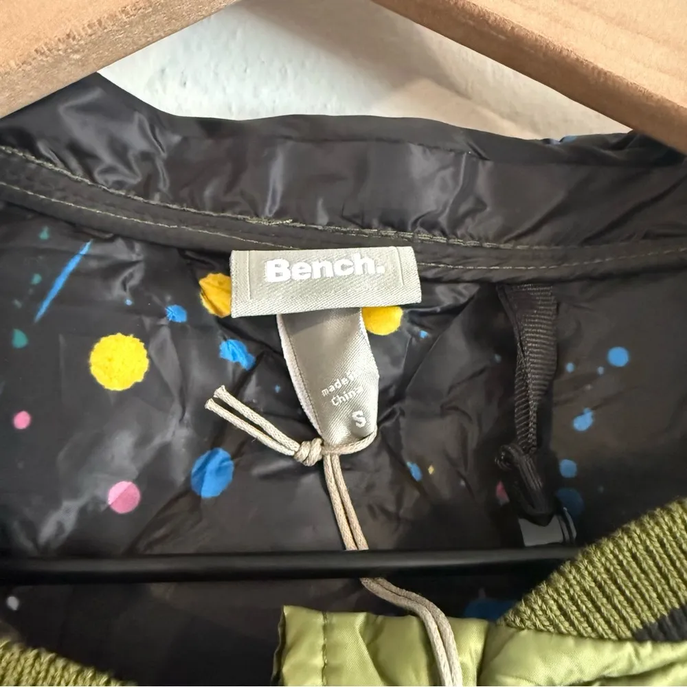 BENCH QUILTED GREEN SPORT BOOMER STYLE JACKET SIZE SMALL - Image 3