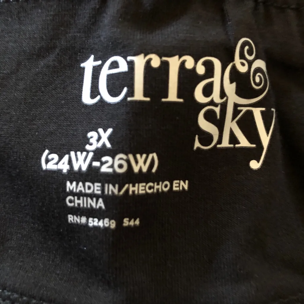 TERRA & SKY Biker Shorts Size 3X 24W-26W Polyester Spandex Pull On  Womens NWOT - Image 5