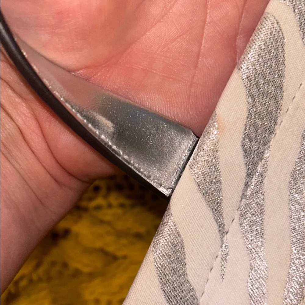 Michael Kors Gigi Metallic Silver and Cream Zebra Jacquard Handbag/Crossbody - Image 12