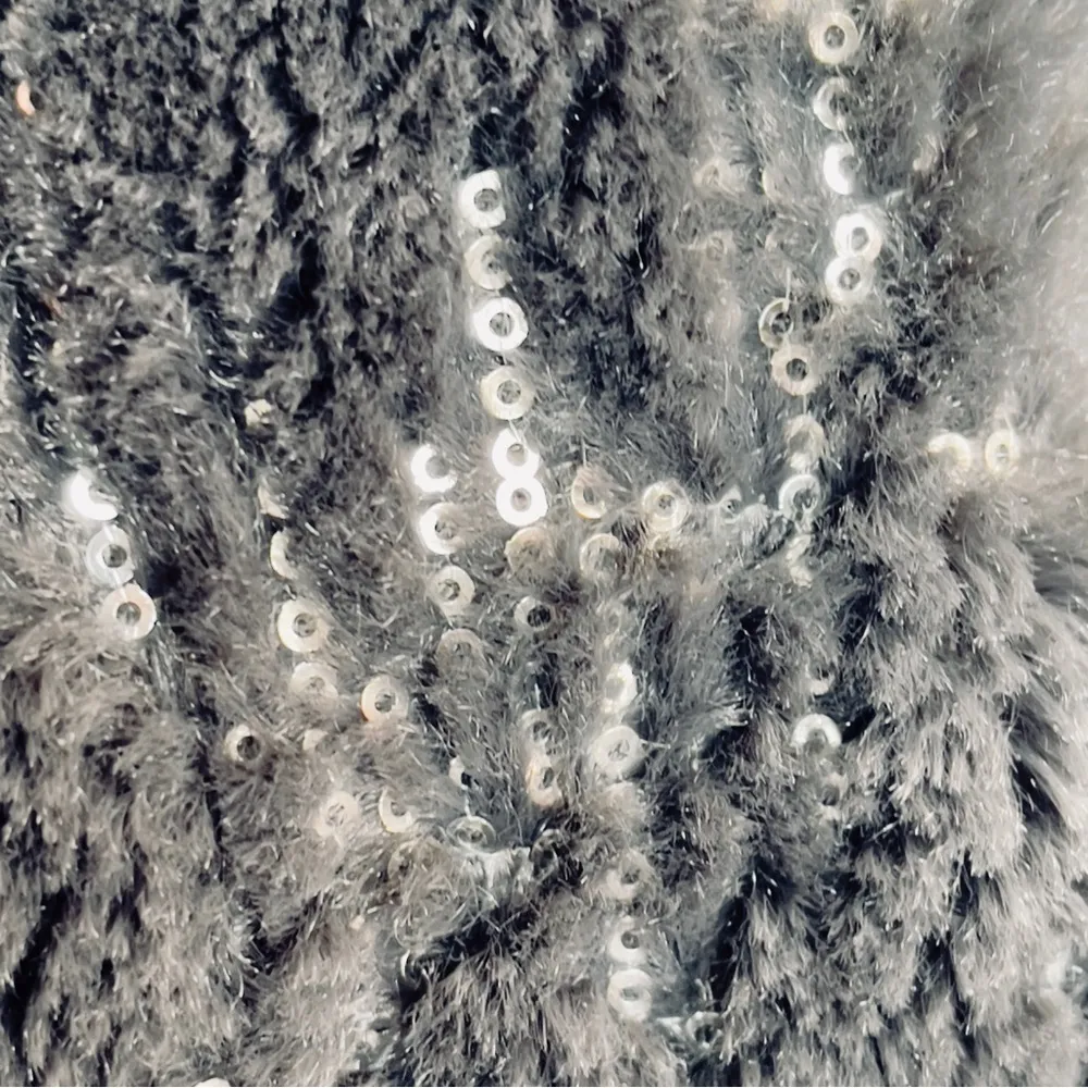 BETSY JOHNSON faux fur and silver sequins vest Women’s Super Soft - Image 2