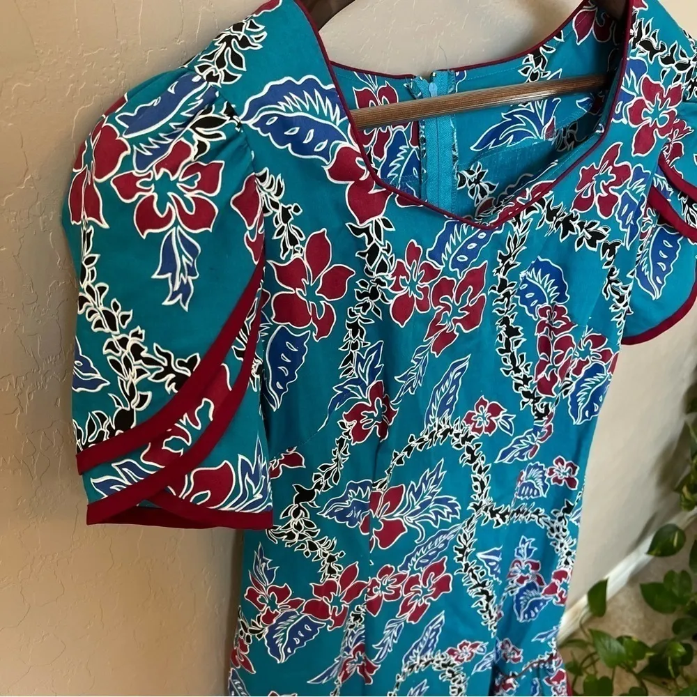 Hilo Hattie Hawaiian midi/maxi dress, turquoise and red, tropical print sz 14 Blue - Image 4