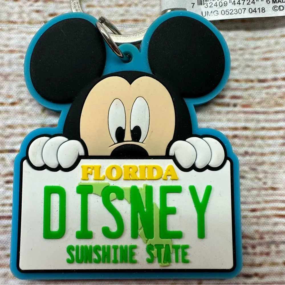 Disney Mickey Keychain Florida license plate plastic NEW - Image 6