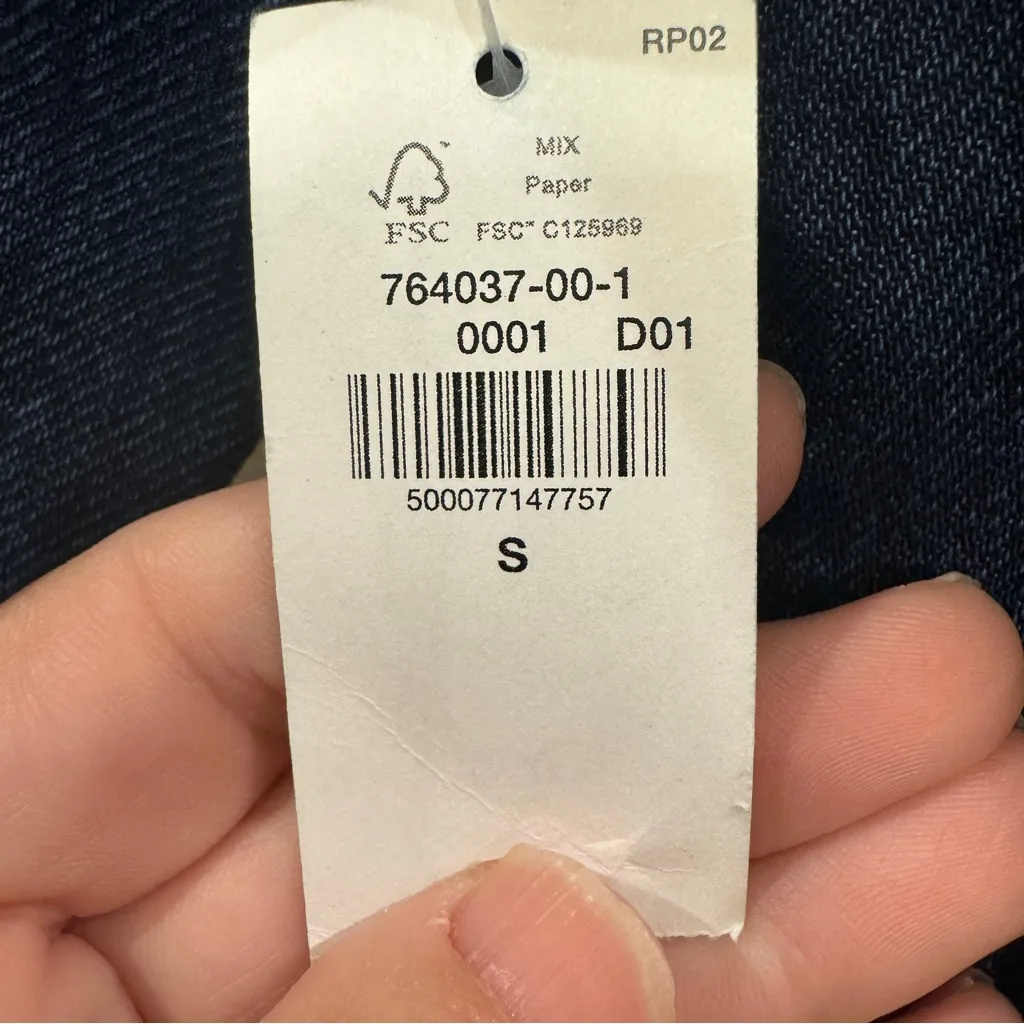 Old Navy Shirt‎ jacket. Denim. Small. Shacket. Chore barn Great quality. - Image 5