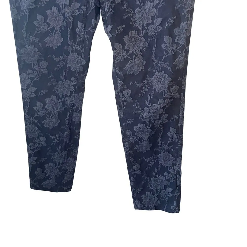 Style &‎ Co Floral Blue Textured Wash Tapered Jeans Women's Size 8 - Image 4