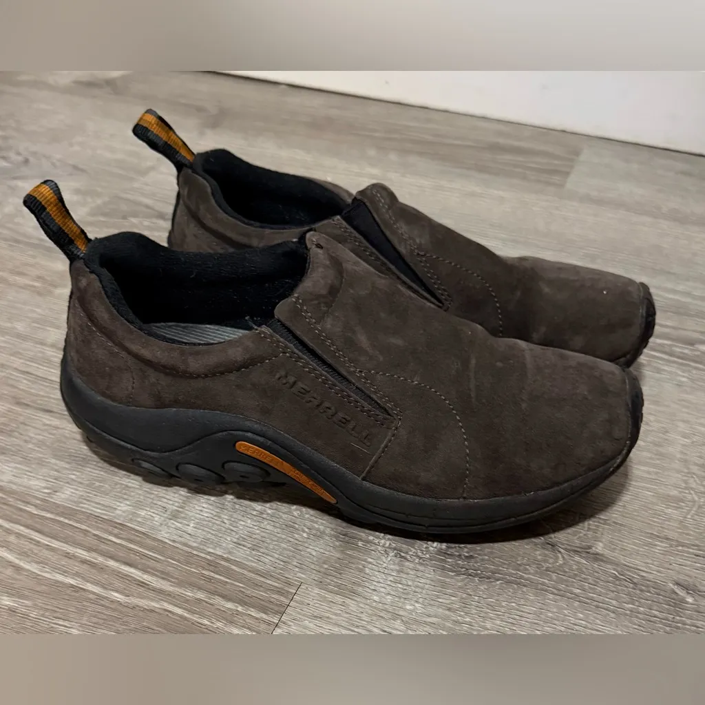 Merrell Suede Slip-On Shoes Women’s 8.5 | Casual Outdoor Comfort Mocs - Image 3