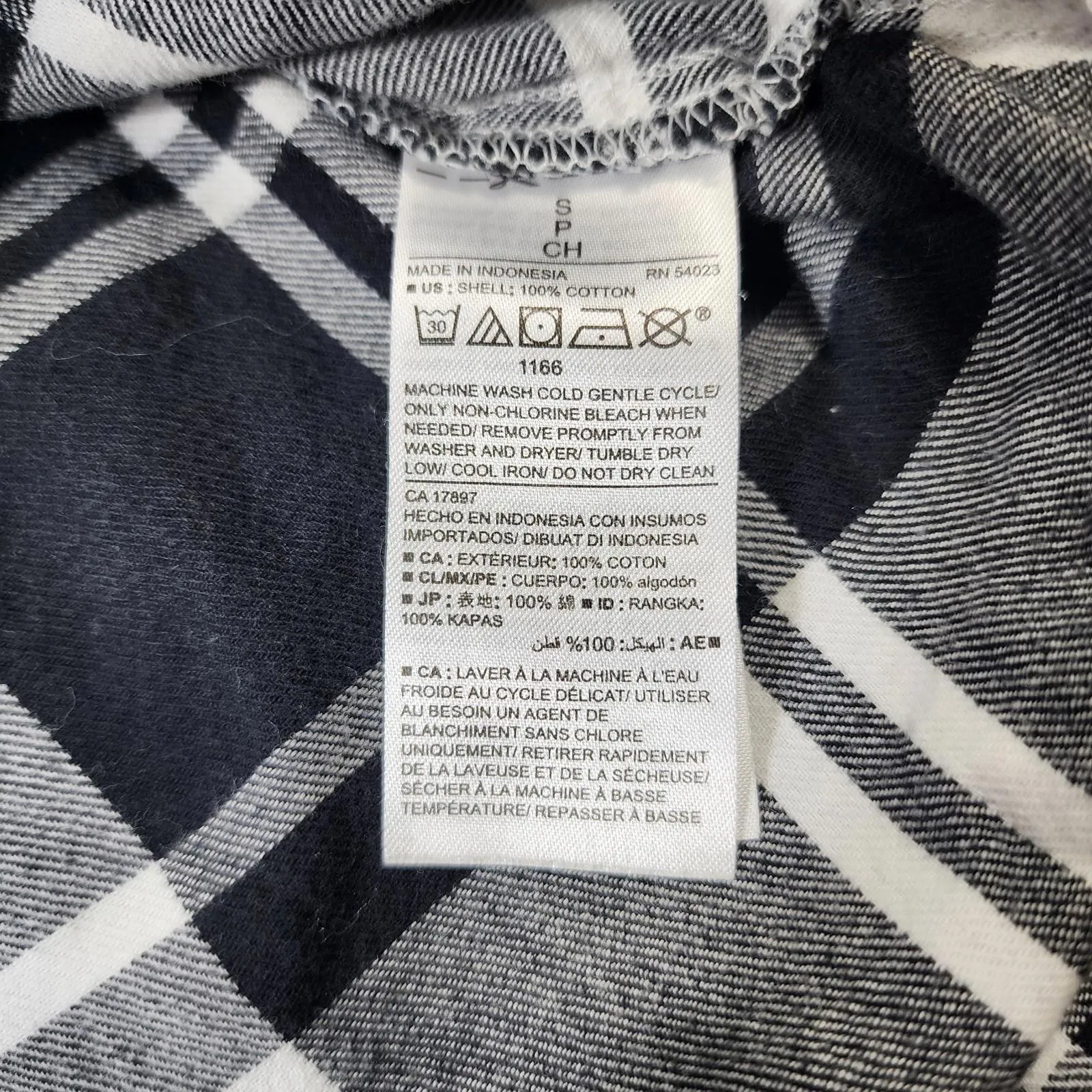 Old Navy Flannel The Boyfriend Shirt Black White Neutral Oversized Small Petite - Image 4