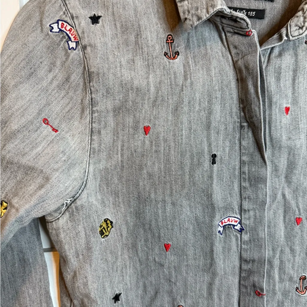 Scotch & Soda La Suite 105 All Over Embroidered Button Down Gray Denim Shirt - Image 7