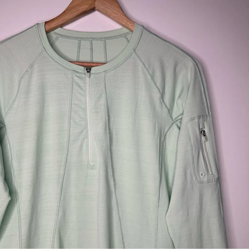 Athleta Pacifica UPF 50+ Long Sleeve Top in Mint Sorbet Size Medium - Image 4