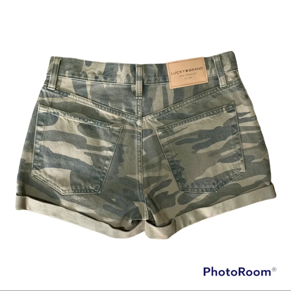Lucky Brand Camo Shorts size 2 - Image 4