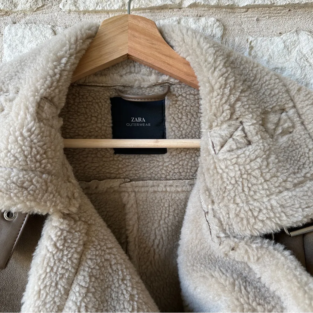 Zara Women's Tan Faux Suede Biker Jacket - Image 3