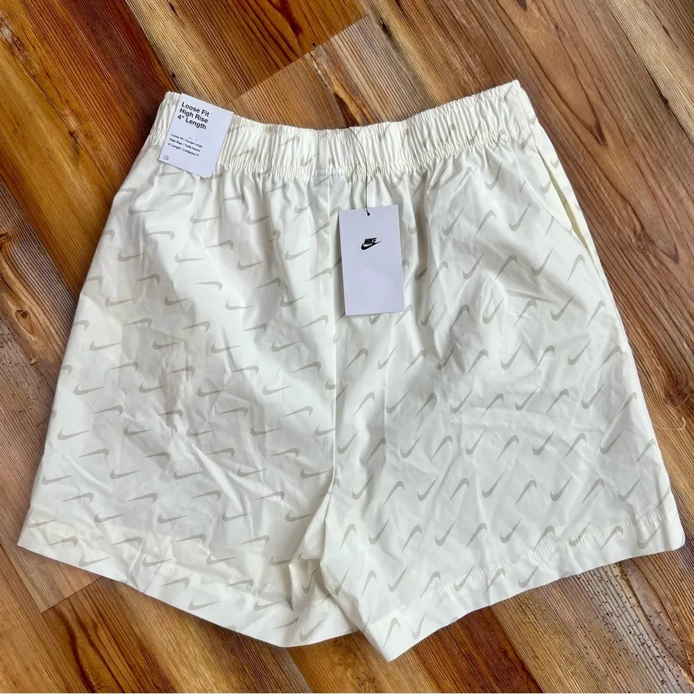 Nike Women's Sportswear Everyday Modern High Waisted Woven Shorts Size S #S2461 - Image 7