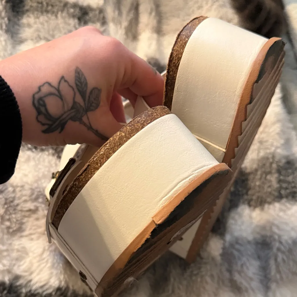 White Double Strap Platform Sandals Size 6.5 - Image 9