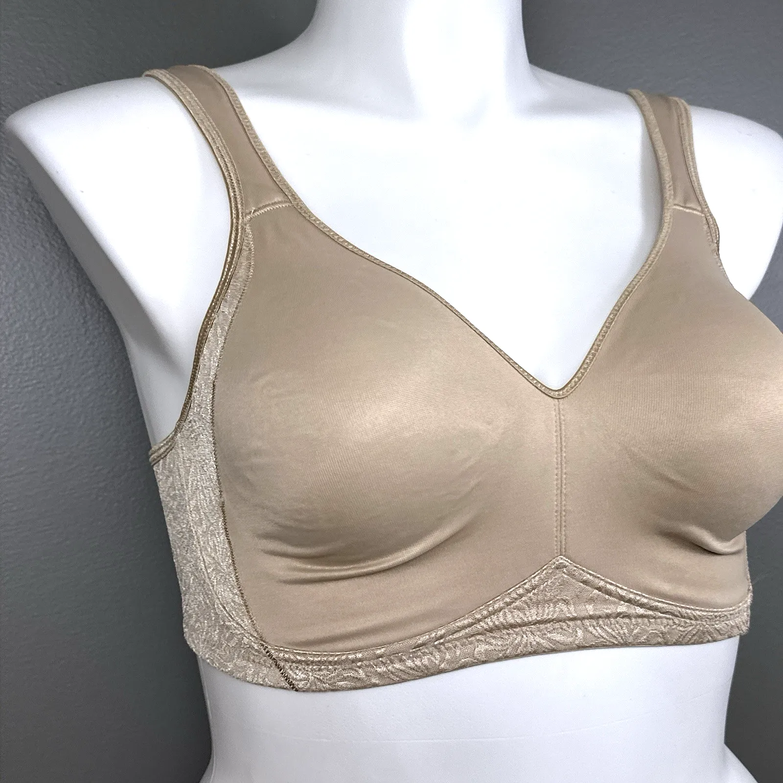 Playtex 18 Hour Back & Side Smoothing Wireless Bra 4049 Size 38D Beige Tan - Image 2