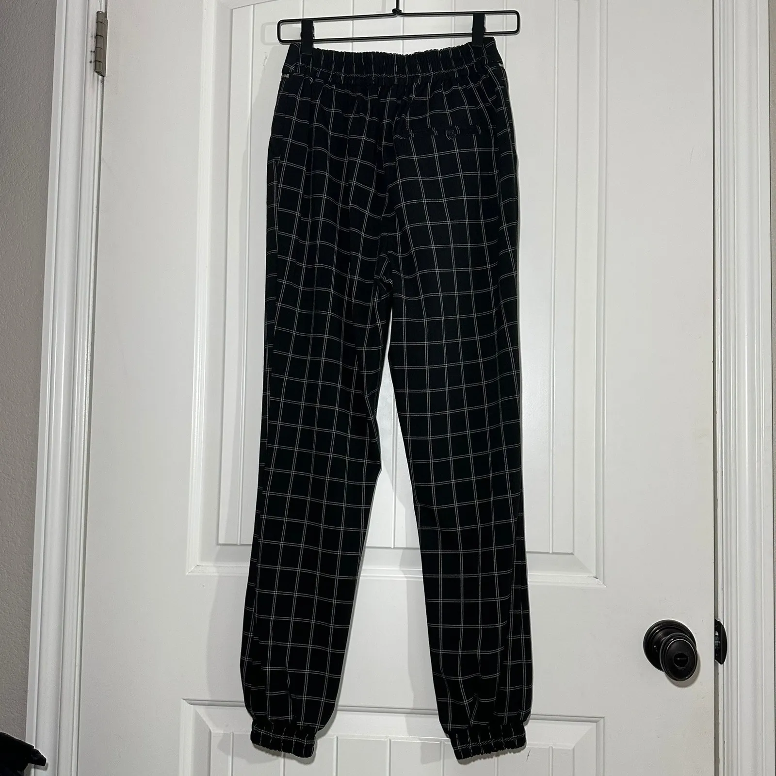Revolve h:ours | Regina Windowpane‎ Jogger Pants Black Plaid | Women's XS - Image 5
