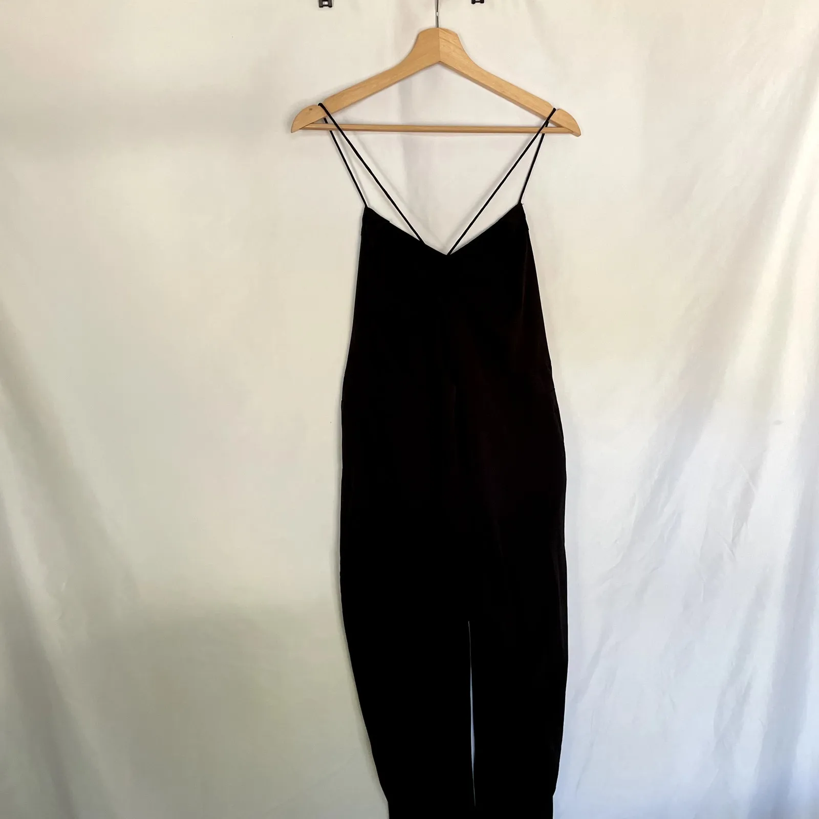 ASOS spaghetti strap jumpsuit black pockets crossover low back women's size 4 - Image 6