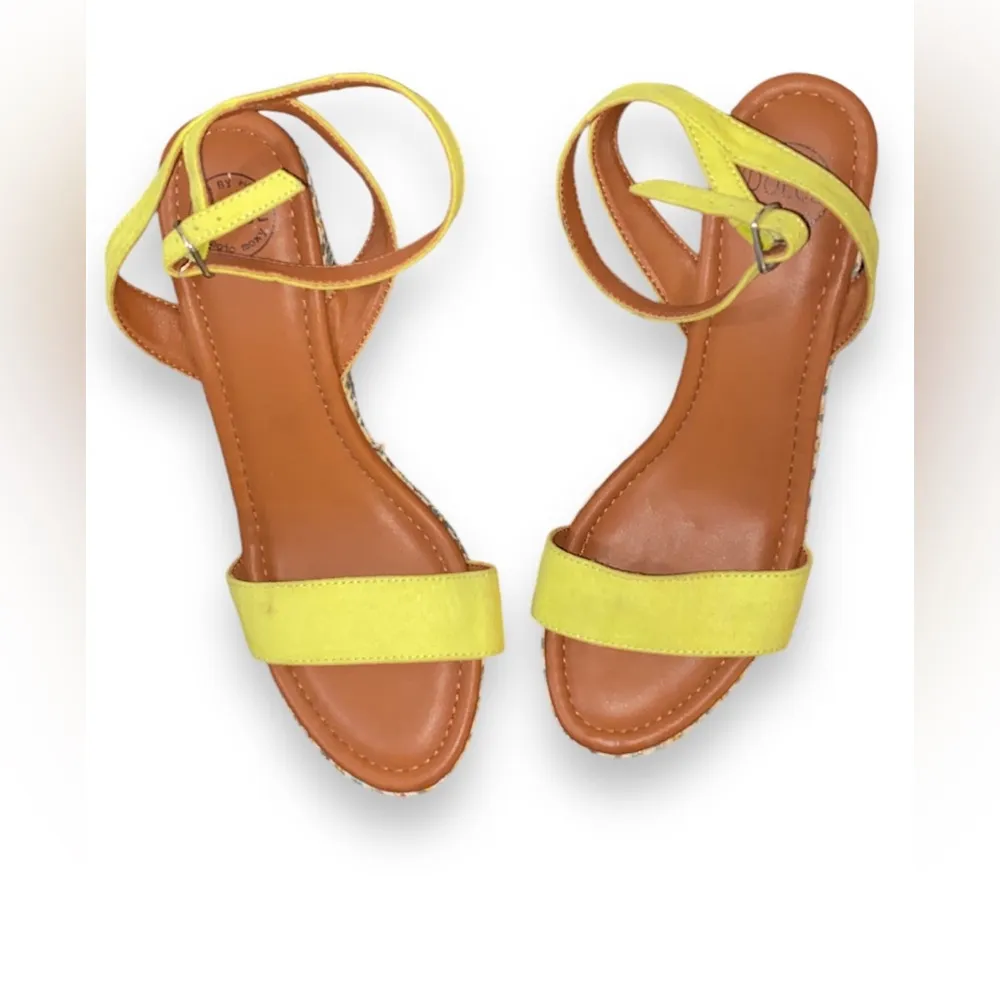 Dolce mojo moxy wedges Yellow Size 8 - Image 2
