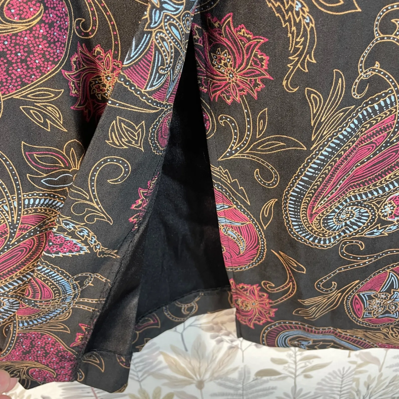 JM Collection Petite Paisley Madi Skirt Size 10P Black Multi Lined – 32" Length - Image 9