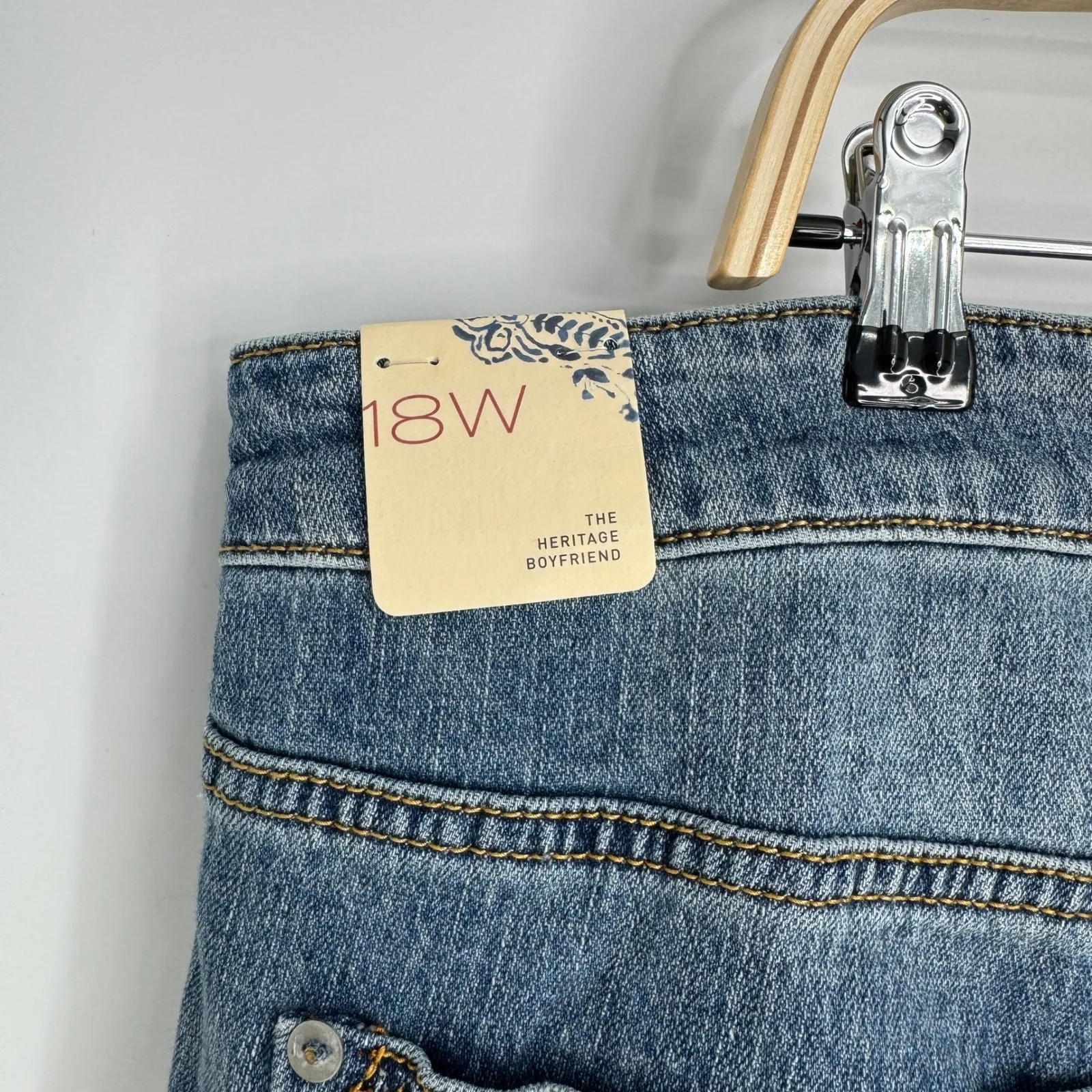 Anthropologie Pilcro Heritage Boyfriend Jeans 18W Distressed Medium Wash‎ NWT - Image 12