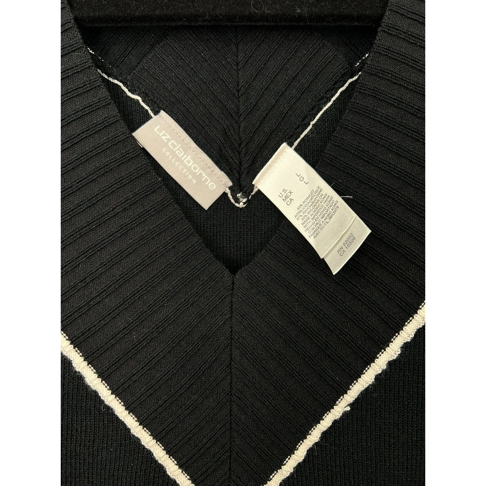 VINTAGE 90'S L Knit Sweater Top Tank Sleeveless Vest Preppy V-neck Liz Claiborne - Image 3