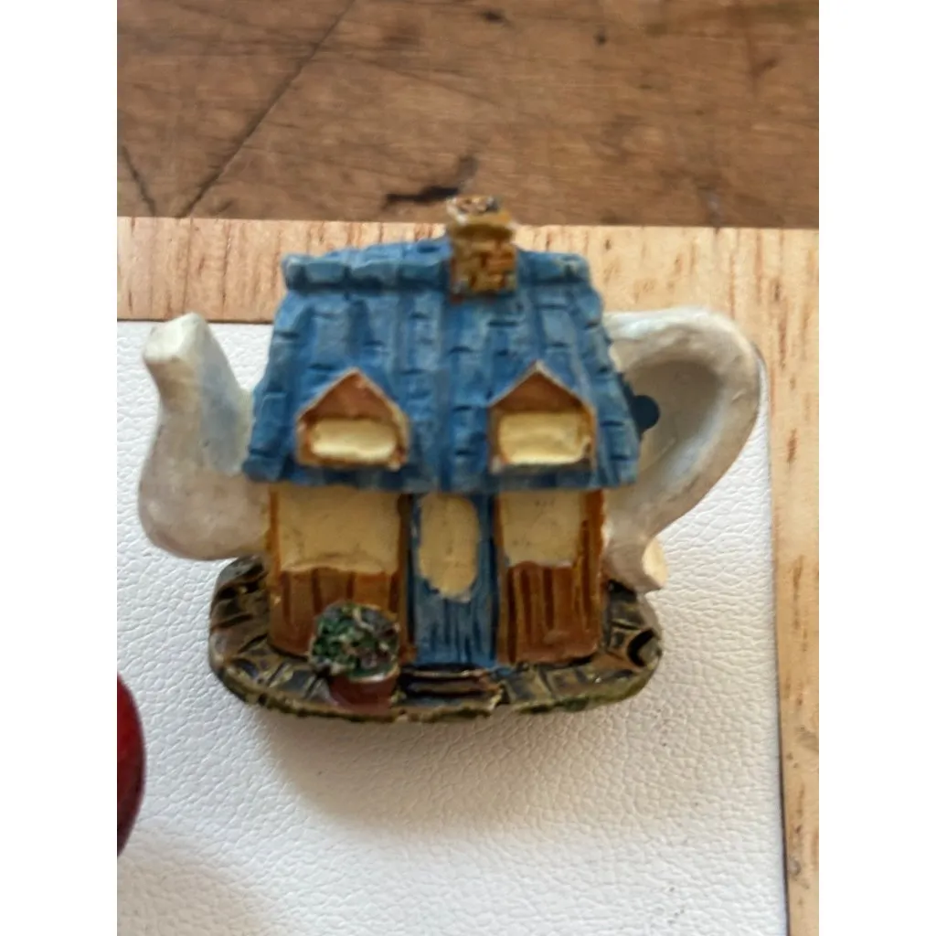 Boyds Bear With Heart & Cottage Pins Collectible Figurines Set Red - Image 7