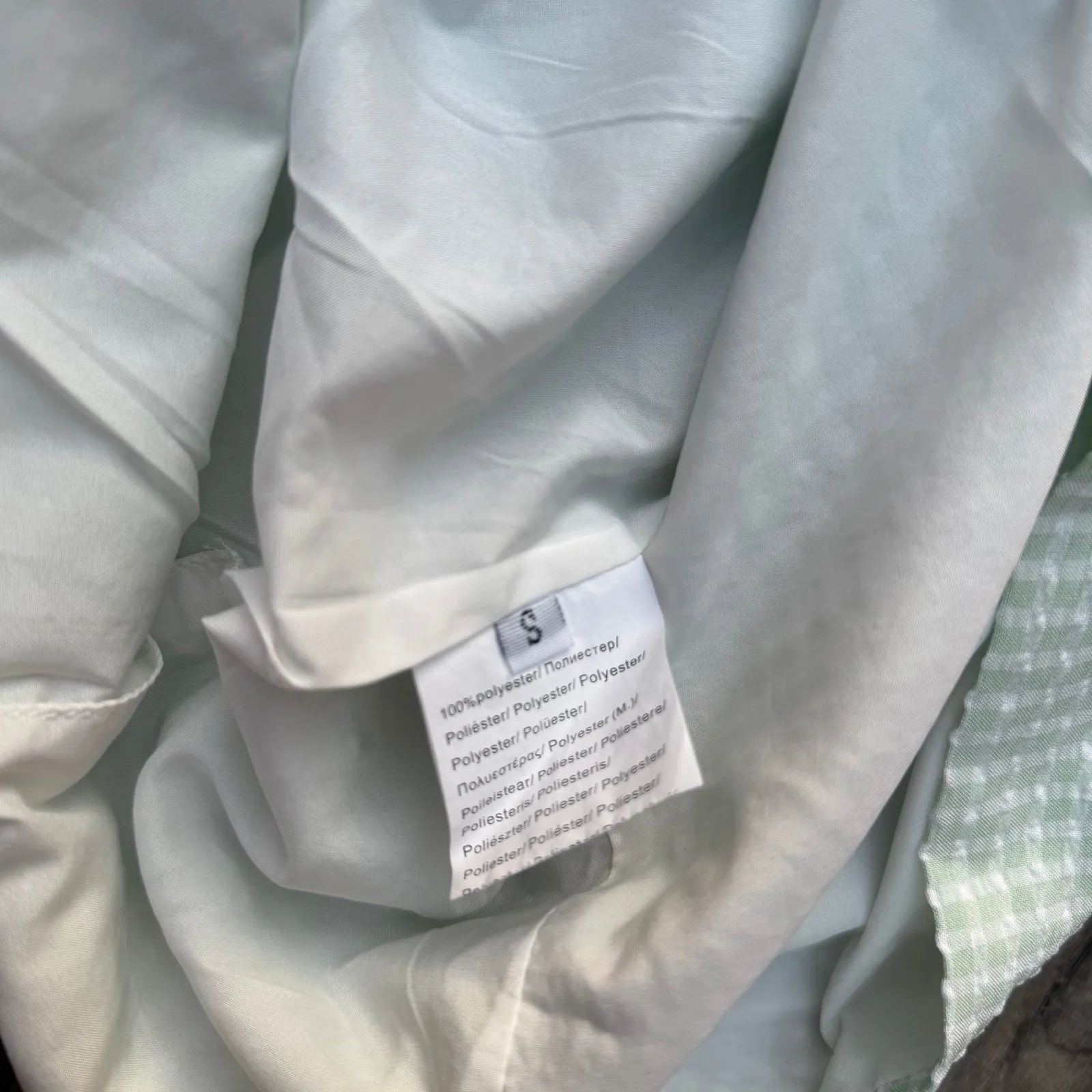 Gingham seersucker green plaid mini skirt with slit - Image 5