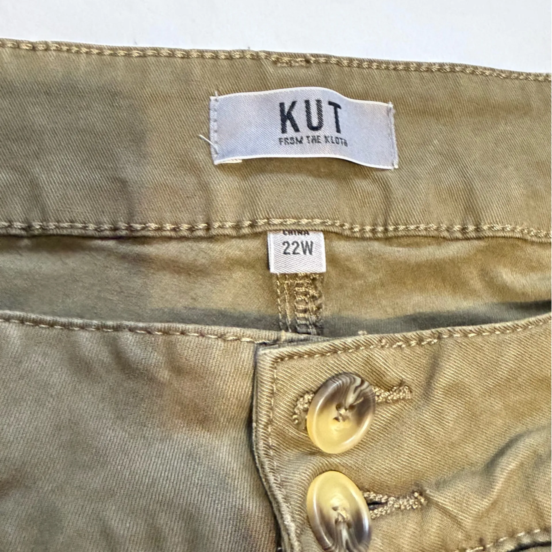 Kut from the Kloth Charlotte High Rise Crop Straight Leg Pants 22W Olive - Image 9