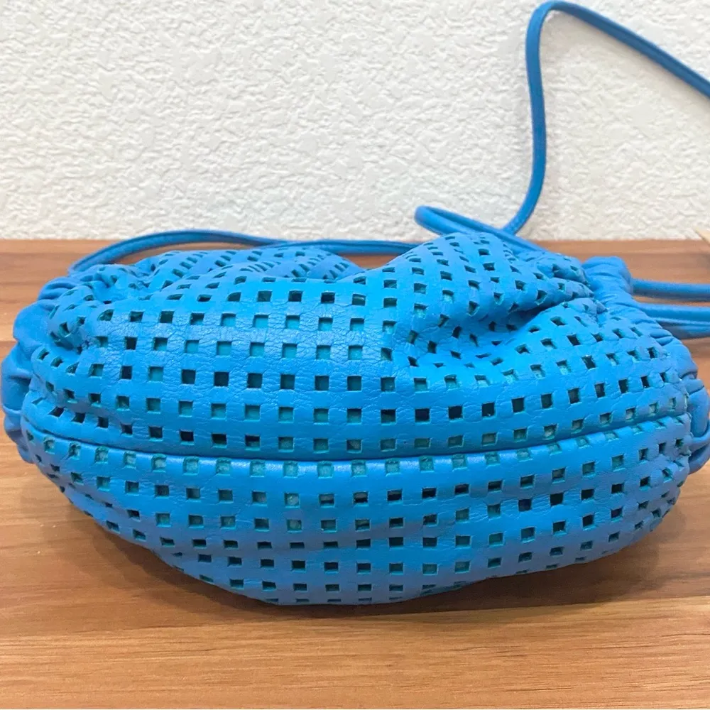 Rare Vintage BRIO! Blue Perforated Genuine Leather Barrel Shoulder Crossbody Bag - Image 8