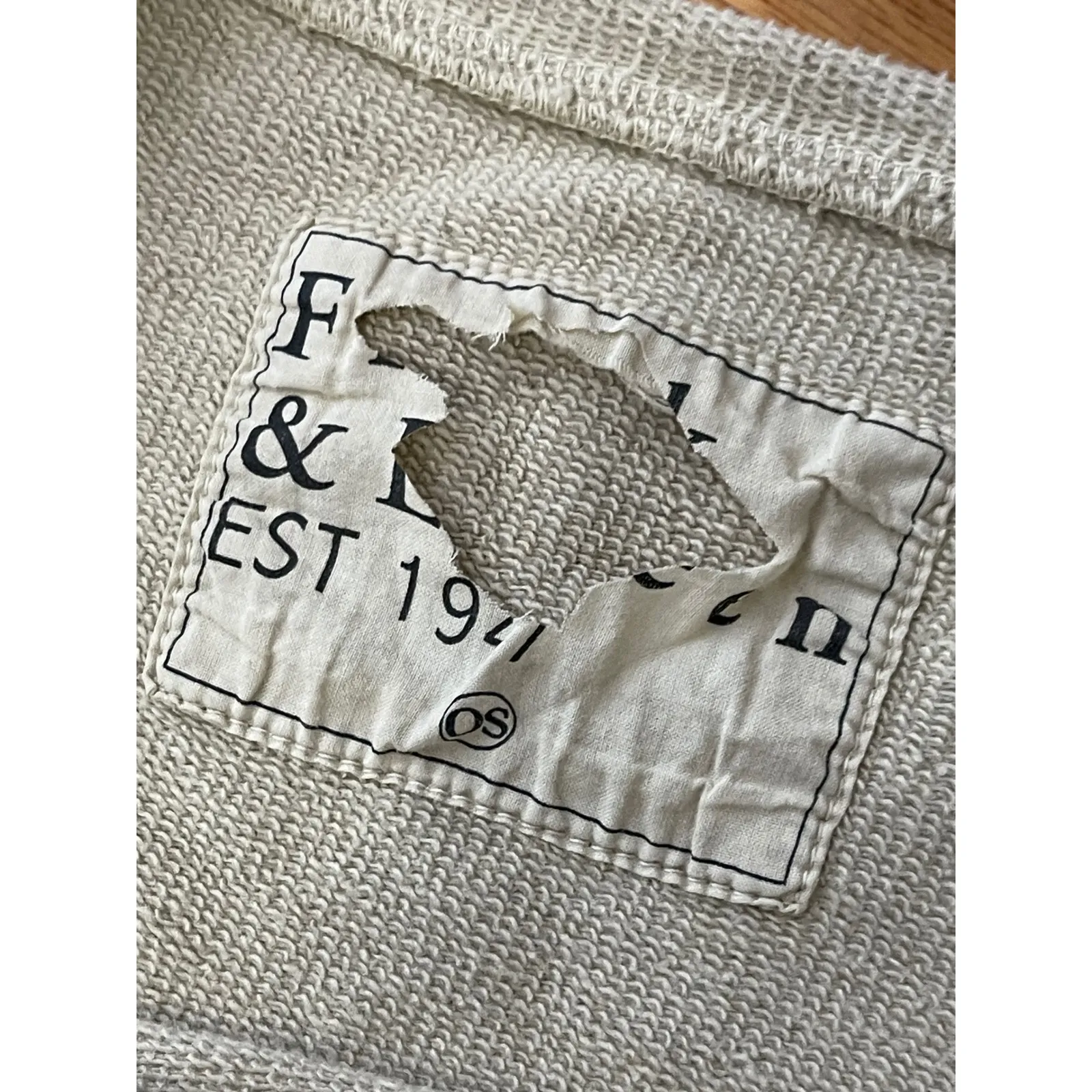 FRANK & EILEEN Olive Original Capelet One Size OS Sand Beige NEW Lounge Casual - Image 6