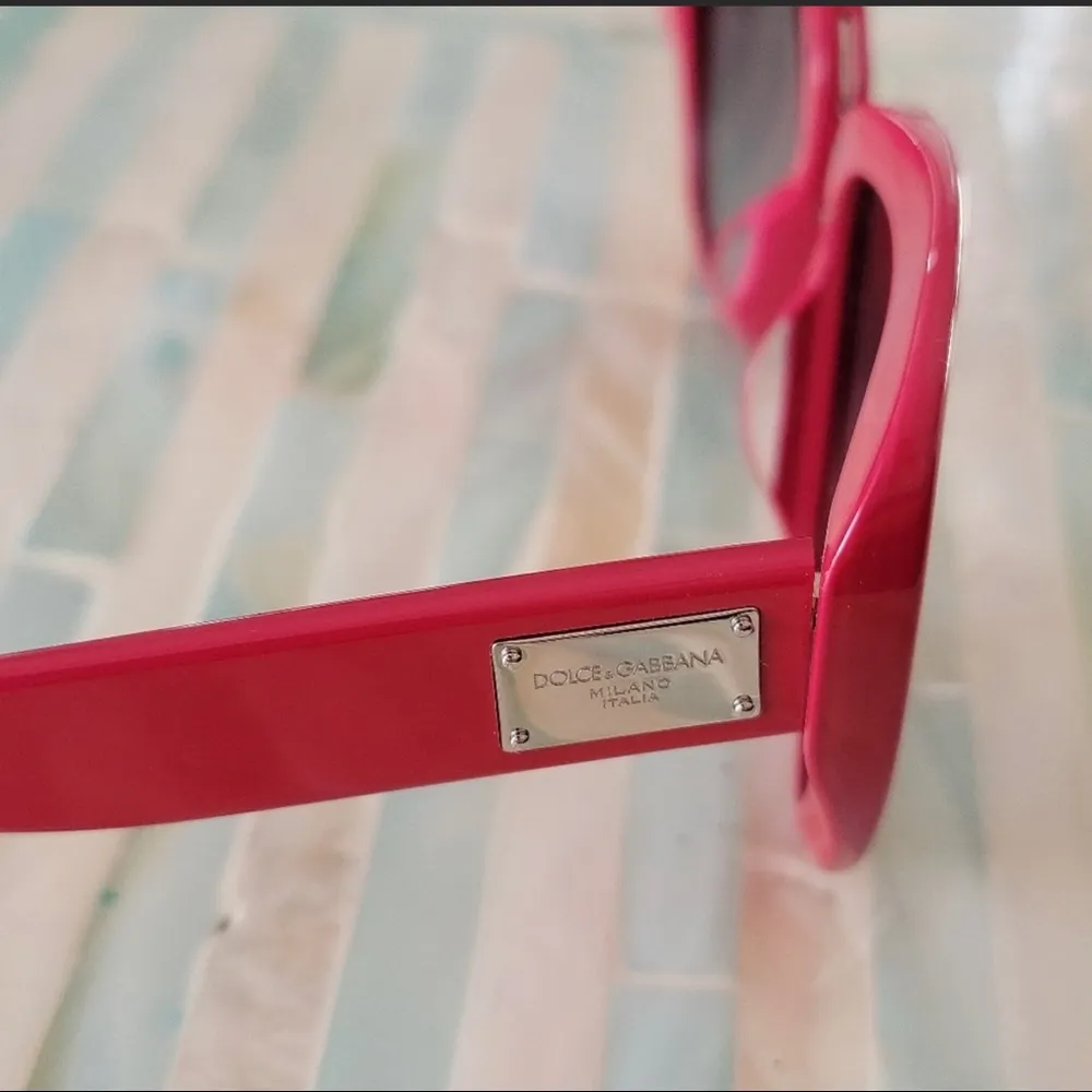 🎉HP🎉💯 AUTH Dolce & Gabbana Red Cat Eye Sunglasses - Image 6