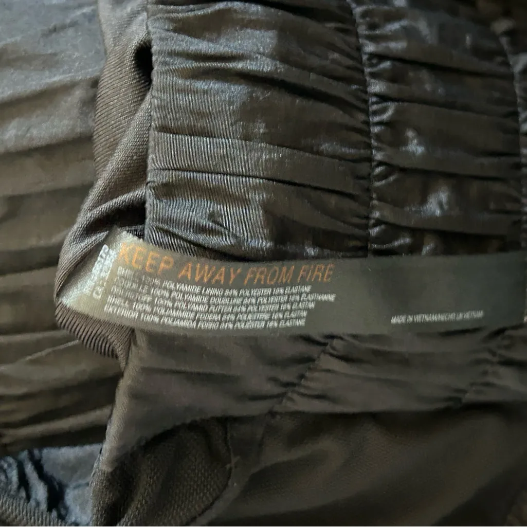 Free people FP movement The Way Home Shorts black sz M - Image 11