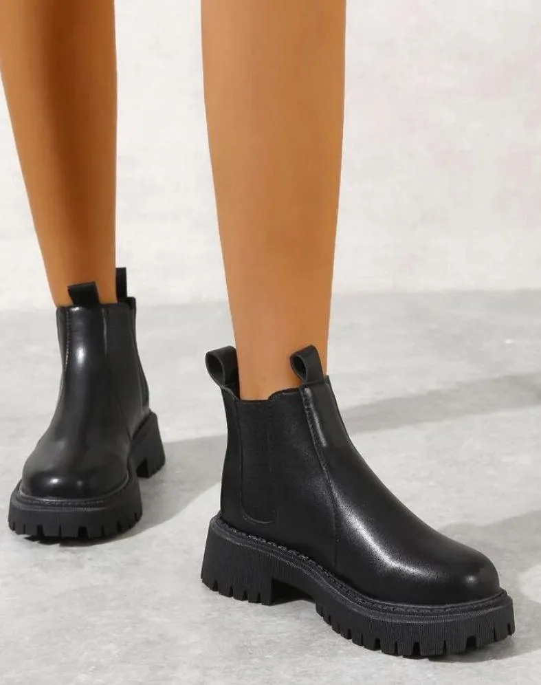 Boots Black Size 9.5 - Image 3