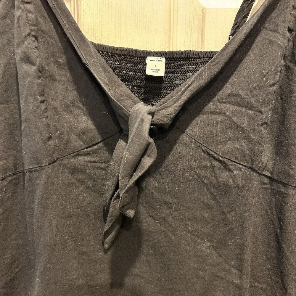 Old Navy Adjustable Strap Tank‎ Top Black Size Large Tie Front Elastic Back - Image 2