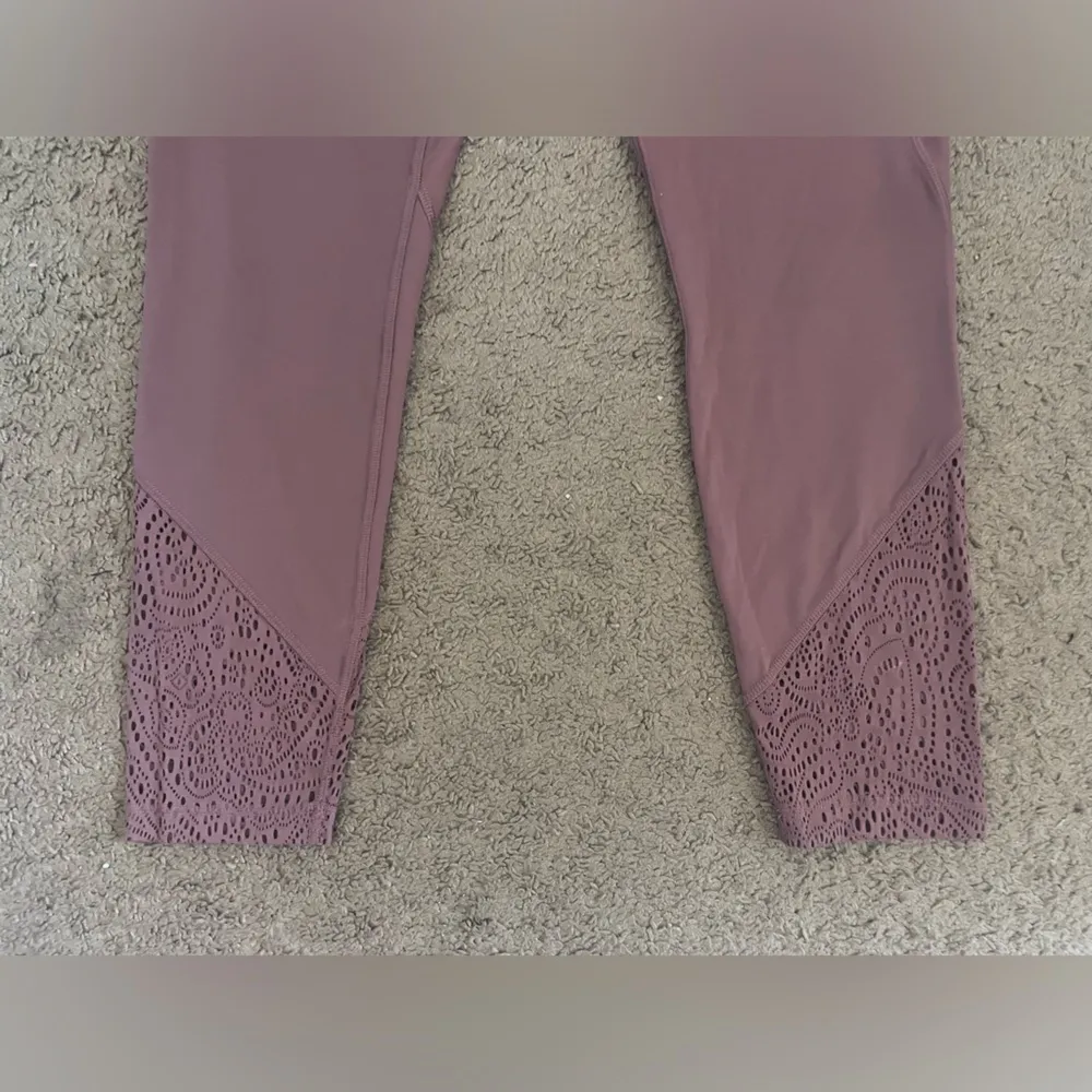 Victoria’s Secret PINK Sport Activewear Lace Leggings, High Waist 7/8 Ankle - Image 3