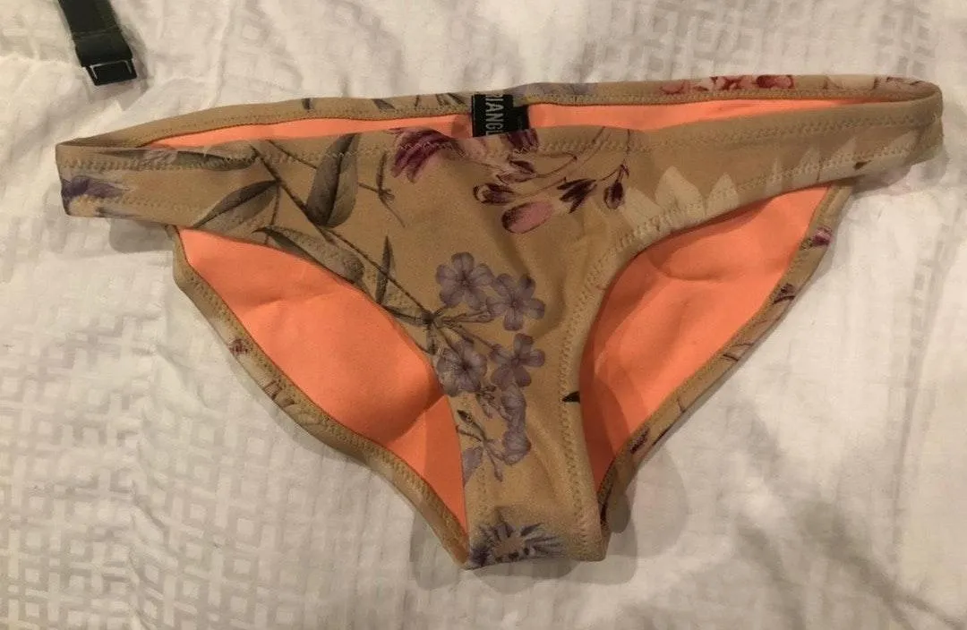 Triangl Olive/ Floral Bikini - Image 3