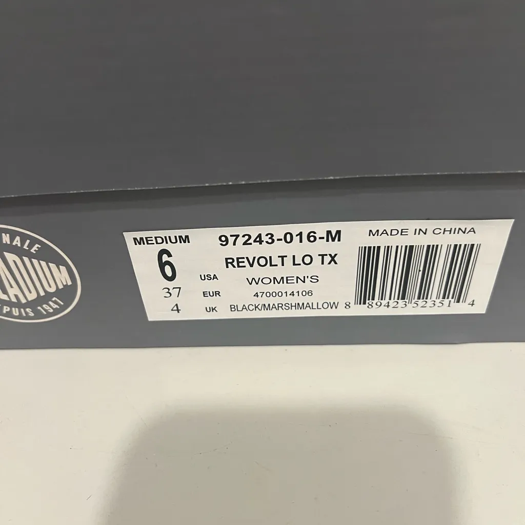 Black and White Chunky Women's Sneakers by Palladium Size 6 - Image 4