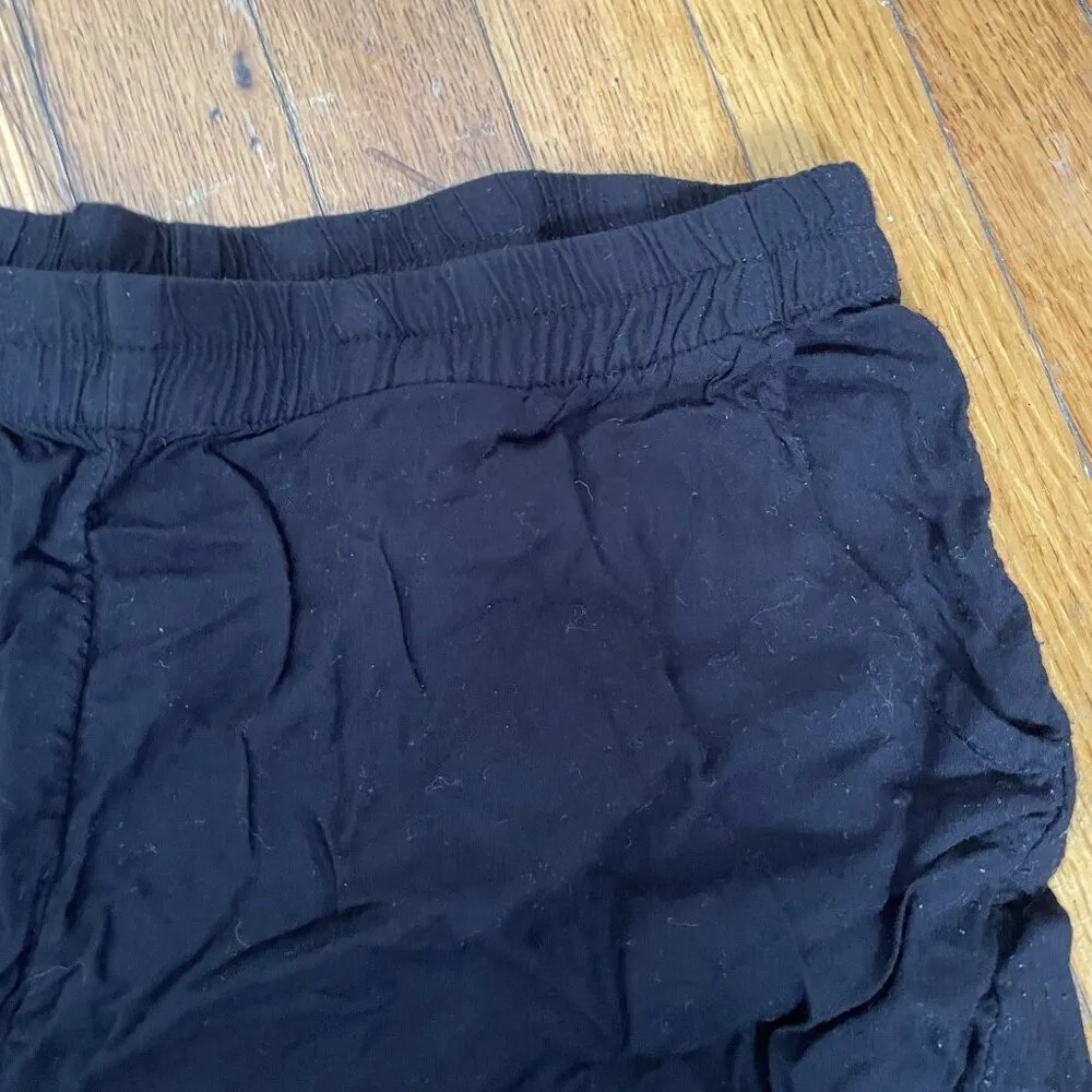 C black casual summer shorts pockets elastic waistband comfortable style light Size XS - Image 2