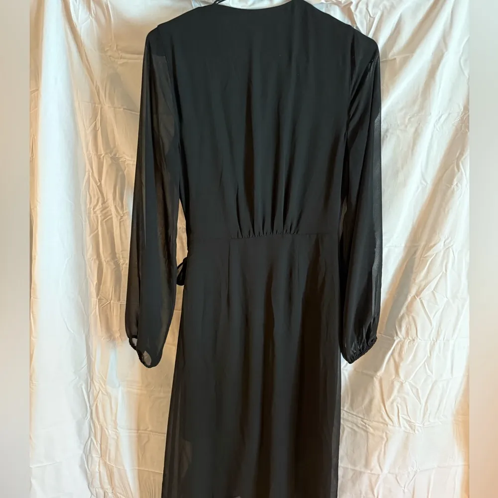 Express Black Sheath Dress with Plunge Neckline and Bishop Sleeves - Image 5