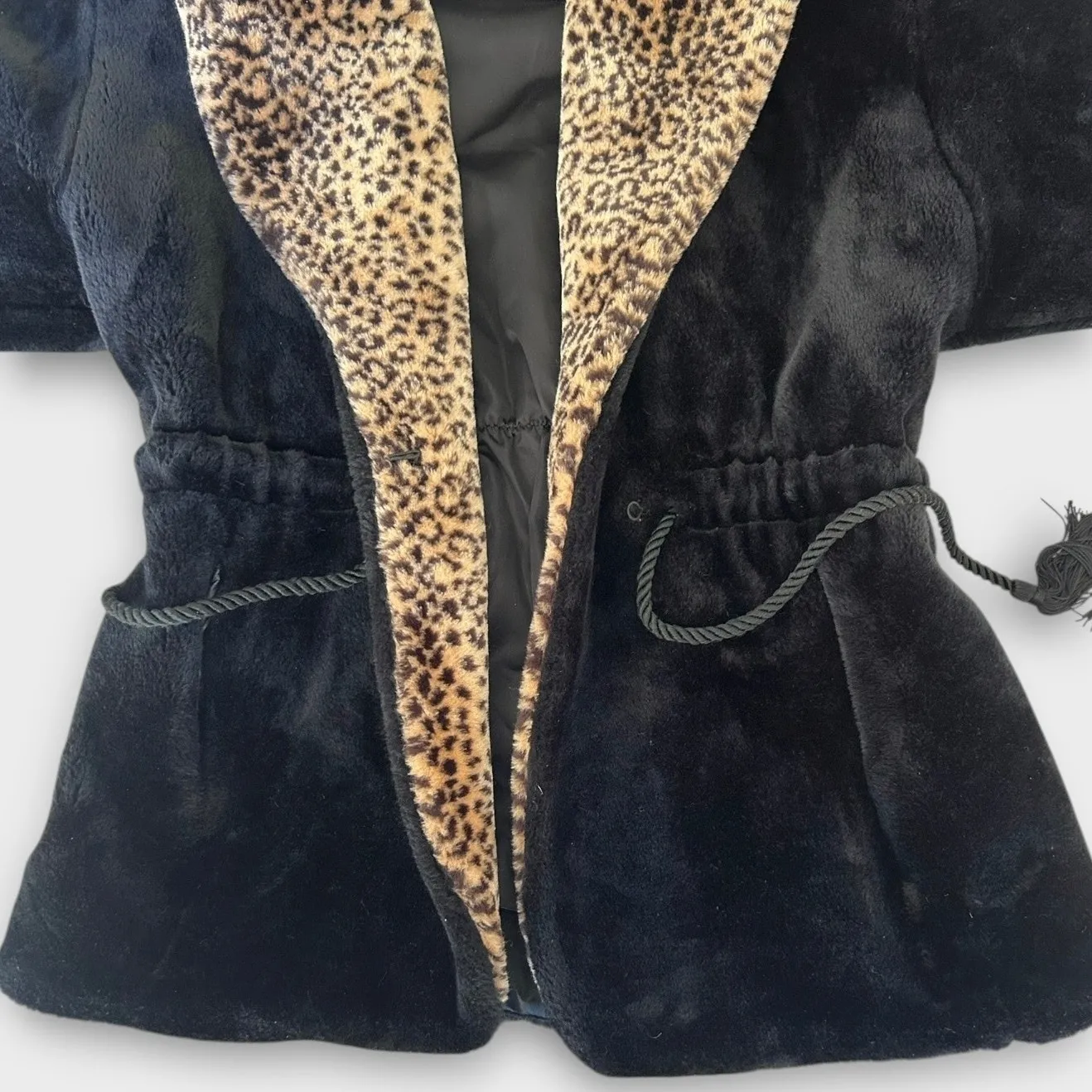 Vintage Monterey Fashions Faux Fur Coat Leopard Print Black Belted Women’s Large - Image 4