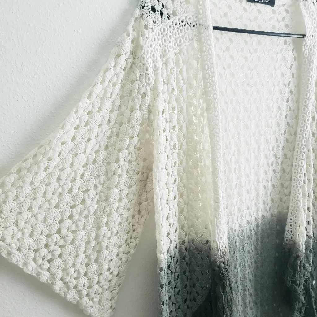 Peer Tree Crochet Fringe Ombre Cardigan Sweater - Image 4