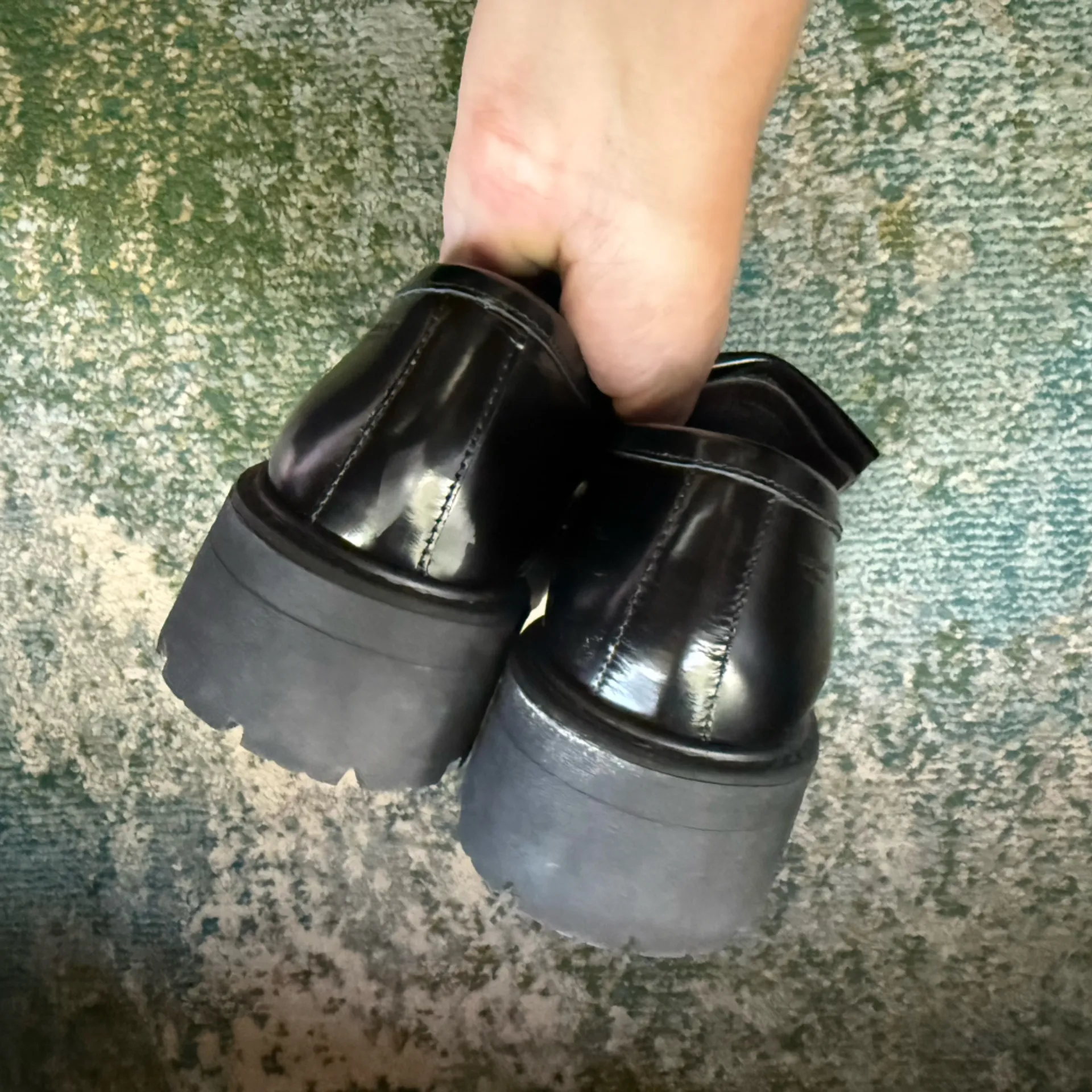 Vagabond Shoemakers chunky tassel black polished loafers, size 10 - Image 10