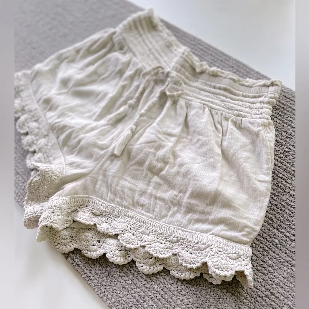 Aerie Ivory Crochet Lace Trim Gauze Cotton Boho Tie Waist Shorts Size Small - Image 4