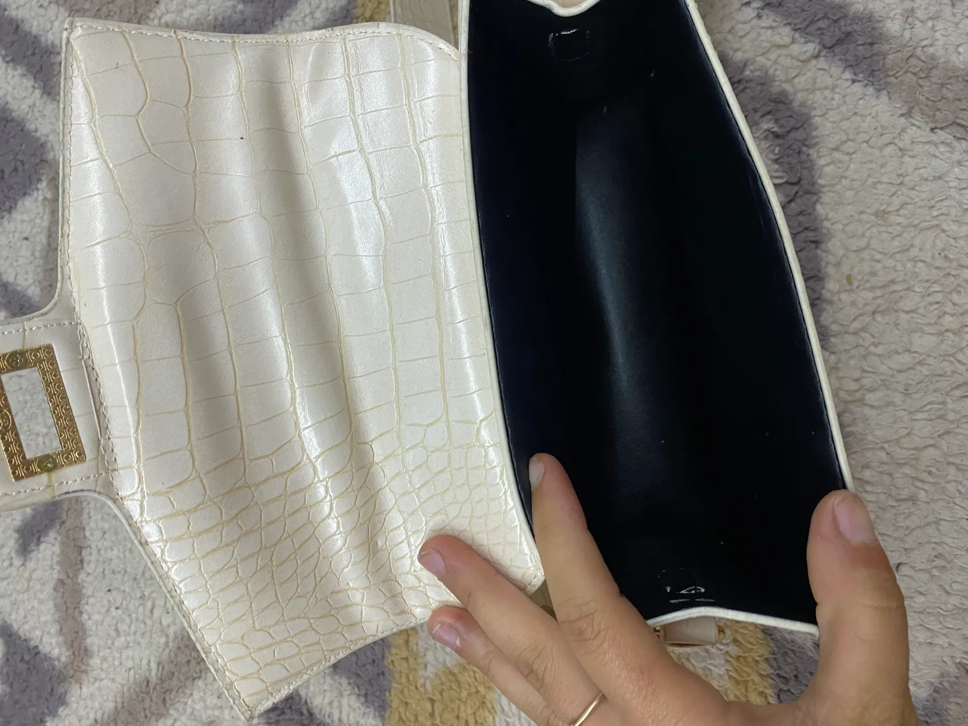 Shydiva Co Purse Beige - Image 5