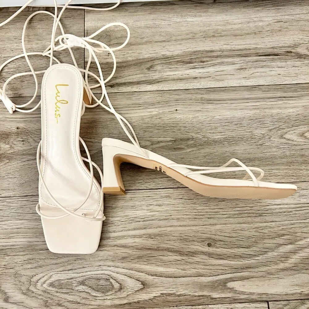 Lulu's Strappy Toe Wrap Low Heeled Sandals Nude Size 7.5 NEW - Image 4