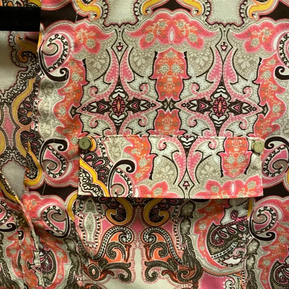 Charter Club button down utility blouse medium petite. - Image 9