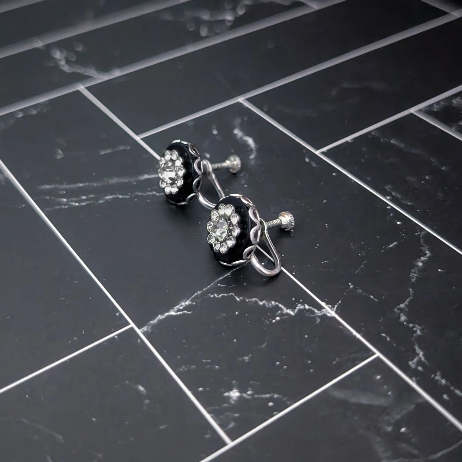 Vintage Screw On Earrings Black, Clear Gem, Silver Tone Art Deco Style Black - Image 3