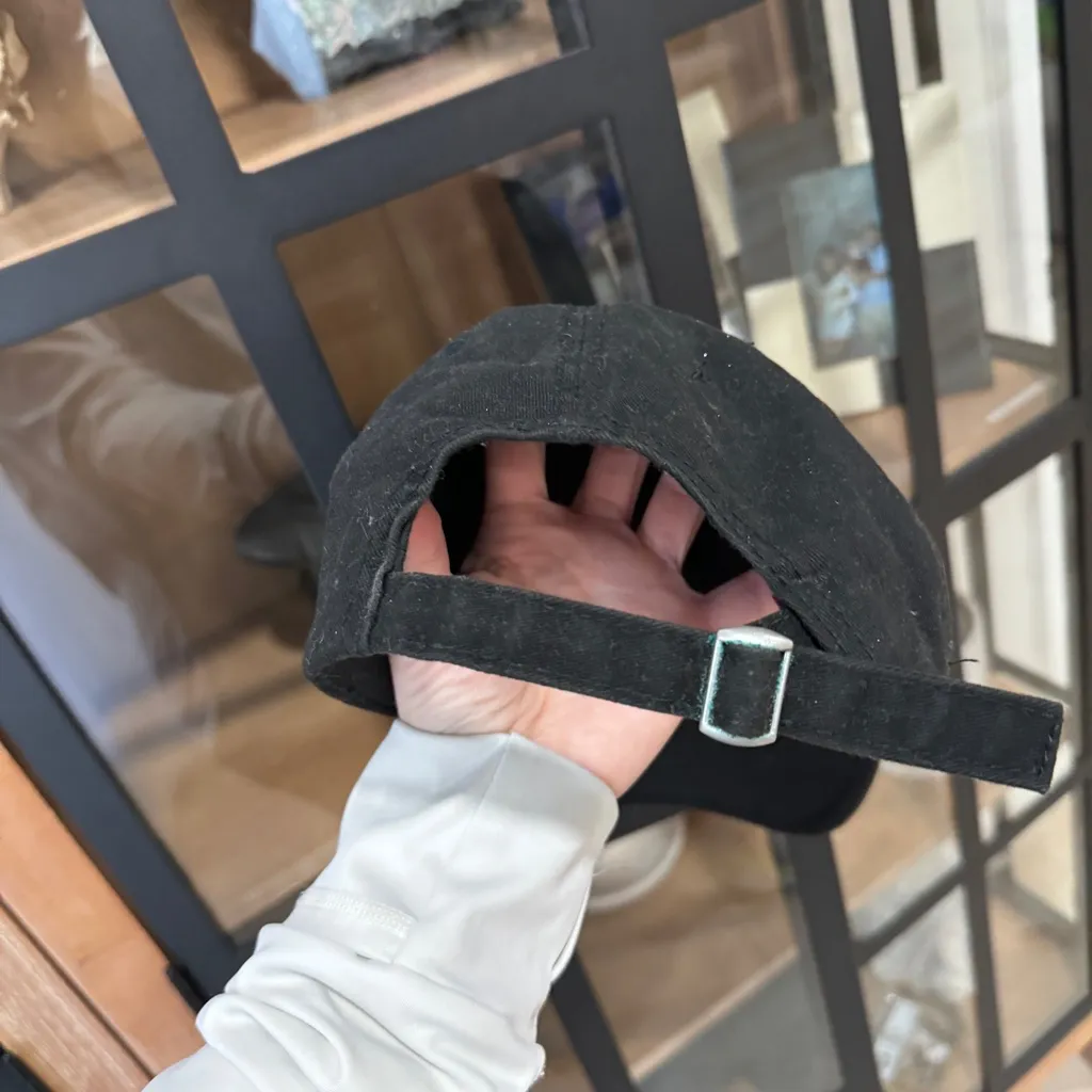 Disney Store mickey mouse embroidered hat baseball cap unisex adjustable vintage Black - Image 3