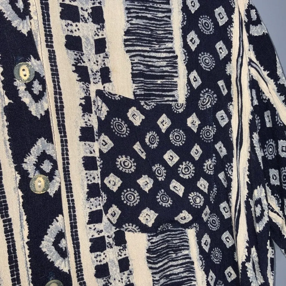 Capacity Vintage Black&Tan Geo Print Short Sleeve Button Down Shirt M Size M - Image 4