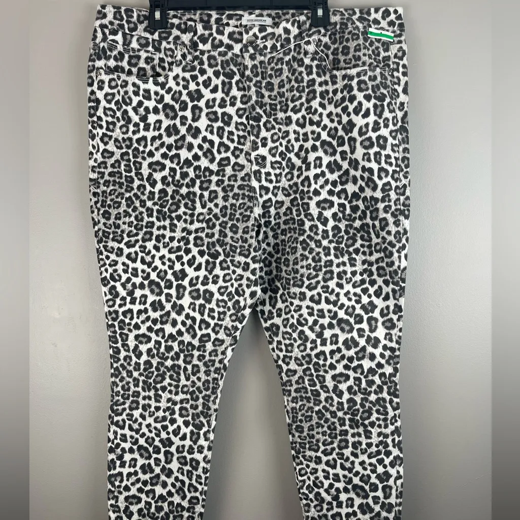 NEW Good American Good Waist Crop Skinny  Edgy Jeans In Snow Leopard‎ - Image 2
