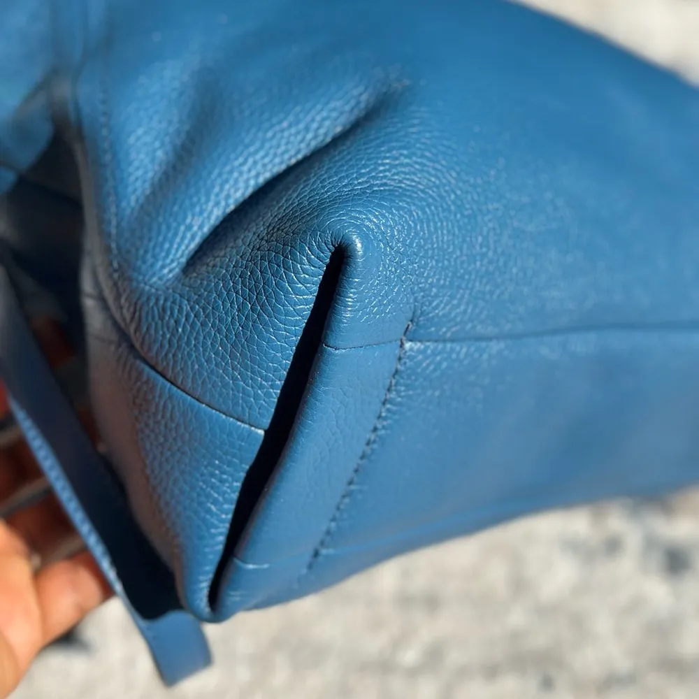 Michael Kors Blue Satchel Leather Purse - Image 10